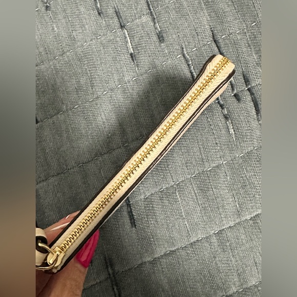 Coach Jes Corner Zip Wristlet - Picture 10 of 12